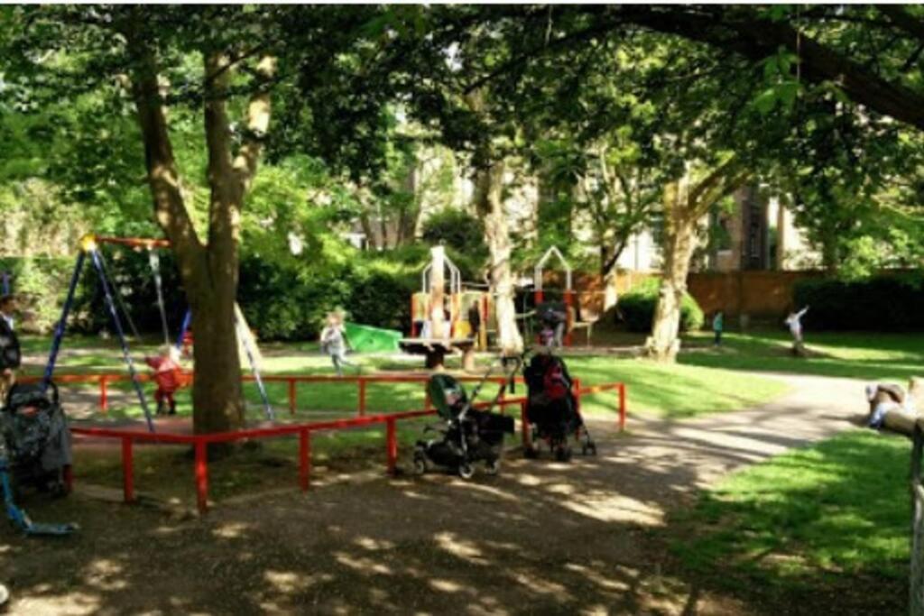 לונדון Charming Hotel Laundry Near Tufnell Park מראה חיצוני תמונה