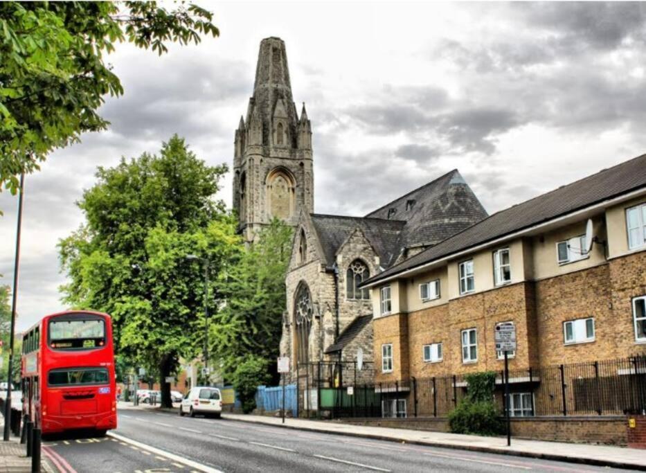 לונדון Charming Hotel Laundry Near Tufnell Park מראה חיצוני תמונה